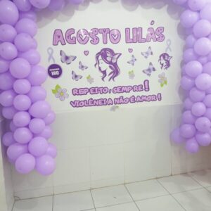 PAINEL AGOSTO LILÁS